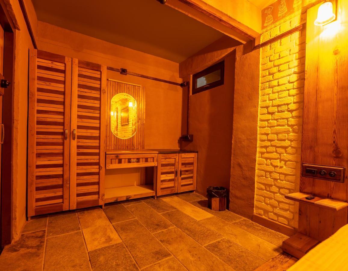 Blusalzz Homes - The Himalayan Bungalow, Almora - Uttarakhand Bagian luar foto